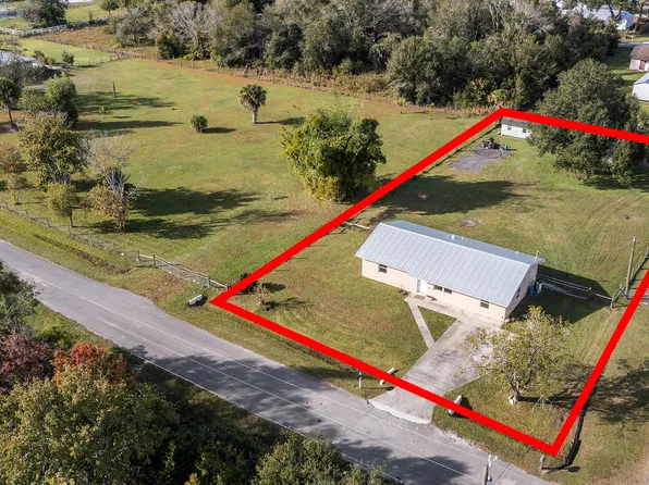 7677 NW 90th Court, Okeechobee, FL 34972
