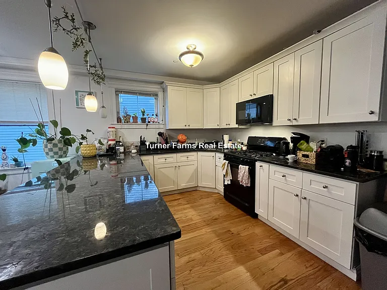 12 Fern St #12 — Photo 8