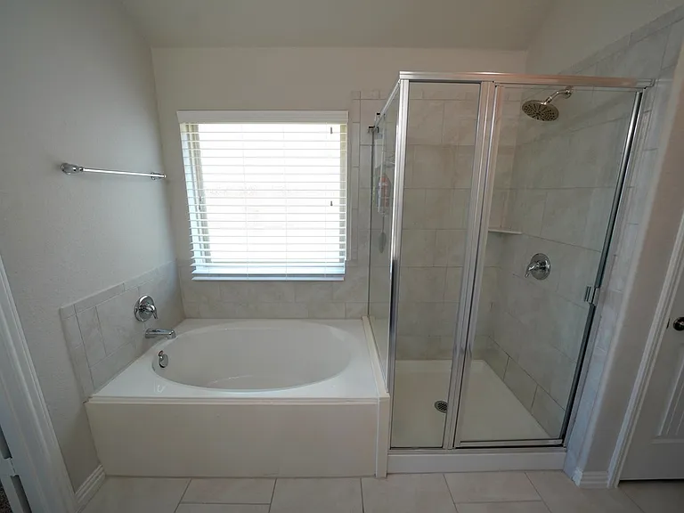 723 Gallorette Blf — Photo 32
