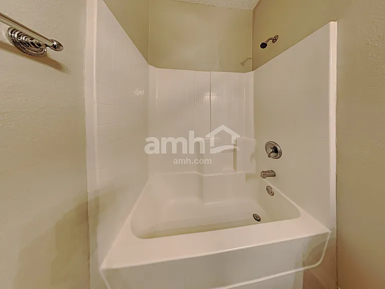 762 Bristol Way — Photo 19