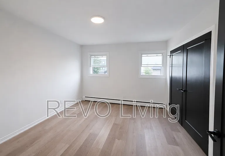 187 Church St #8 — Photo 5