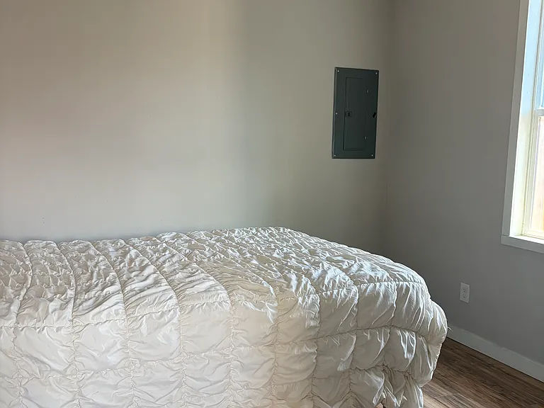 1611 1st St S #2 — Photo 5