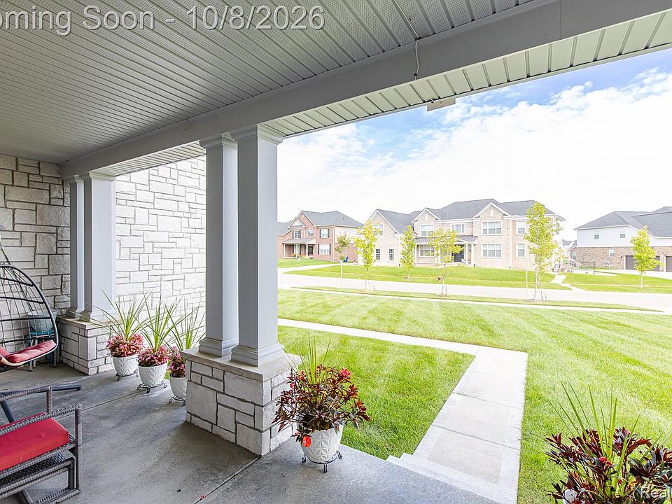 51252 Silverton Dr, photo 6