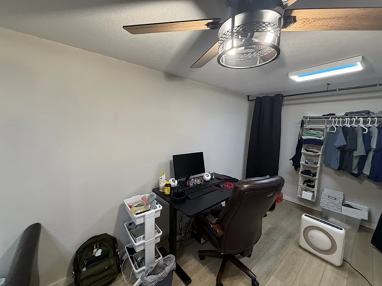 2914 Sunset Dr W #5 — Photo 5