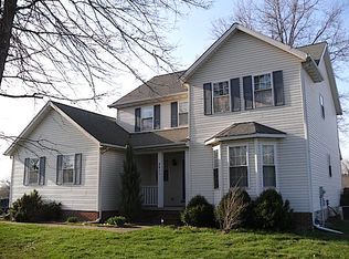 8811 Lake Shore Blvd, Mentor, OH 44060