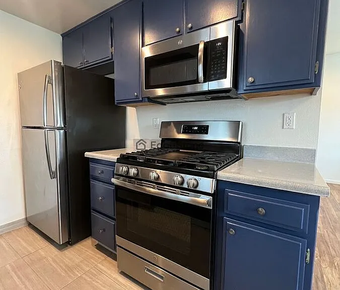 11905 Avon Way #202 — Photo 5