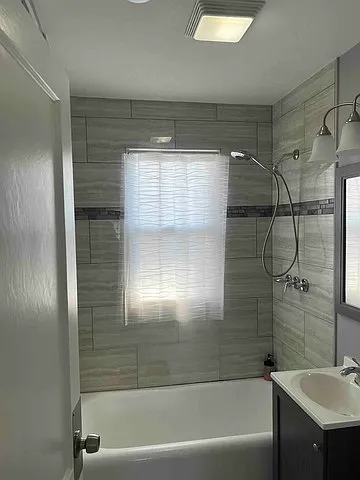 10434 S Wentworth Ave #2 — Photo 7