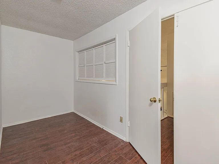 12906 Leader St #2906 — Photo 16