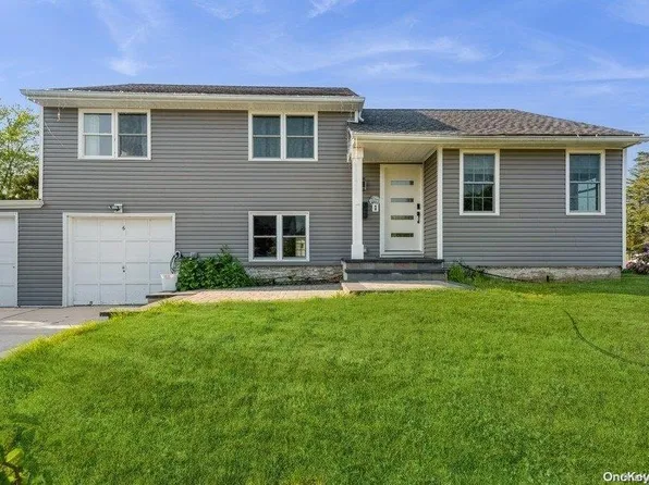 6 Amherst Drive, Massapequa, NY 11758