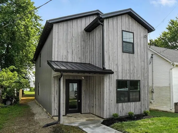 152 N College St, Sabina, OH 45169