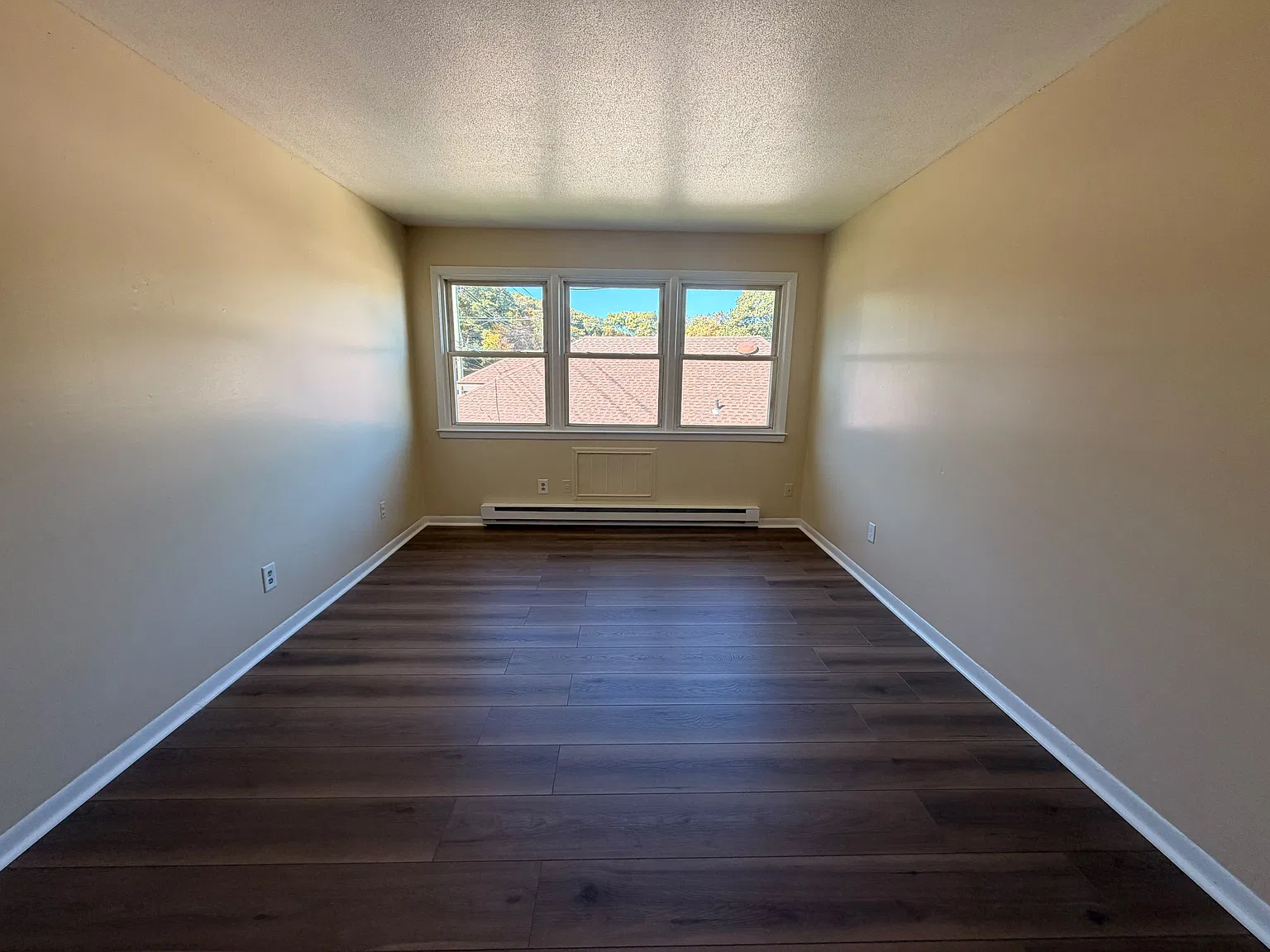 2 bed, $1,675 — Photo 2