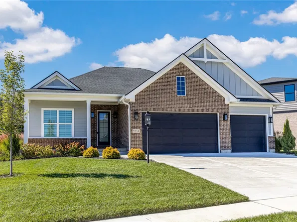 9351 Rochelle Ln, Centerville, OH 45458