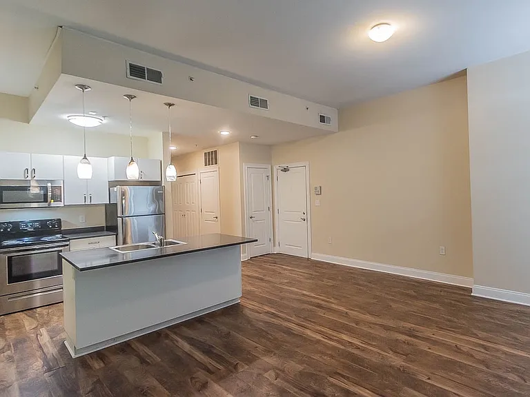 Oddfellows Apartments — Photo 29