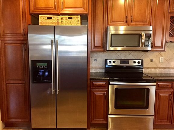 2nd image of 1124 Lake Weldona Dr
