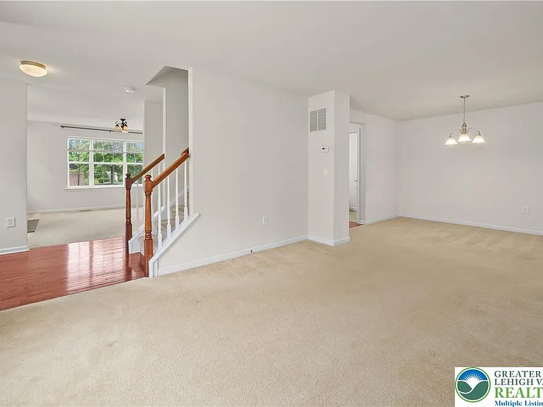 4165 Bunker Hill Dr N — Photo 17