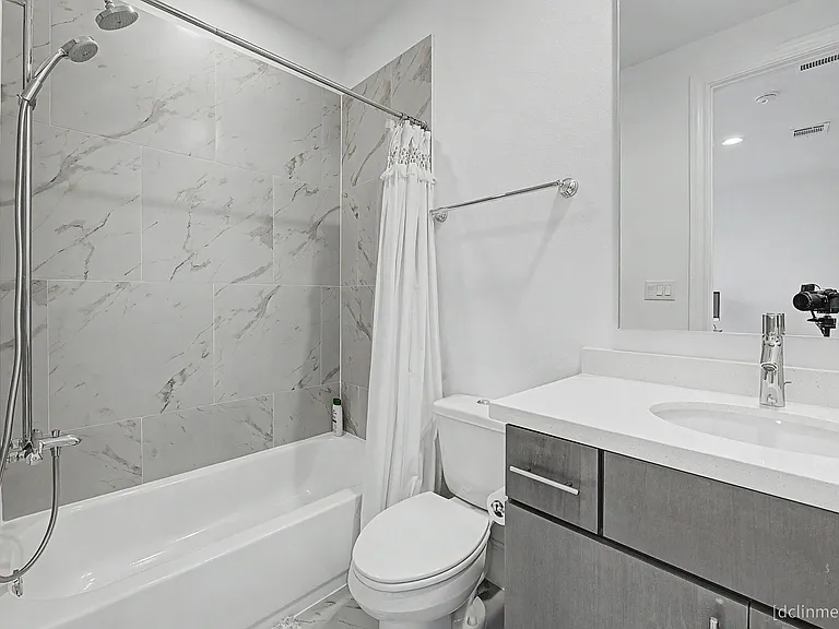 4009 University Grove St — Photo 39