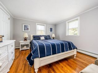 492 Scudder Ave, Barnstable, MA 02630