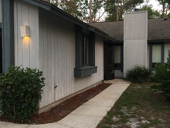 3rd image of 295 Millview Ct
