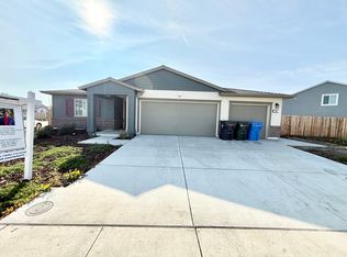 693 Spumante Ln, Manteca, CA 95337