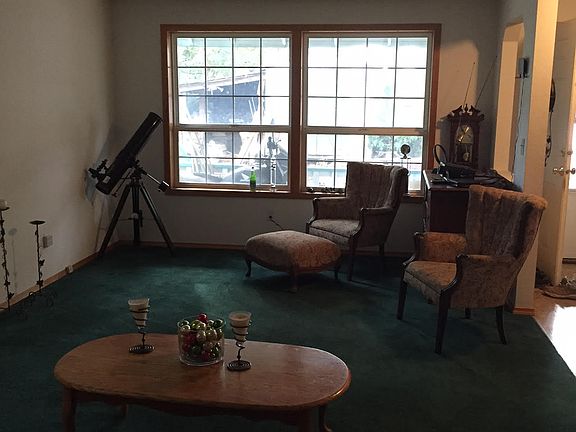 5th image of 15518 NE 40th Cir