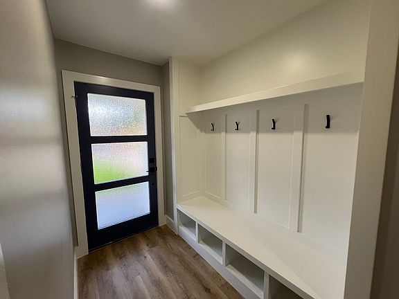 Entry Way Mud Wall