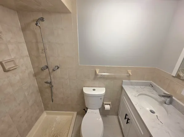 2420 Rossett Street image 13 of 14