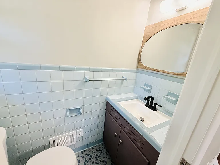 836 Delverton Rd — Photo 16