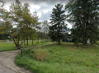 22125 Napier Rd, Northville, MI 48167