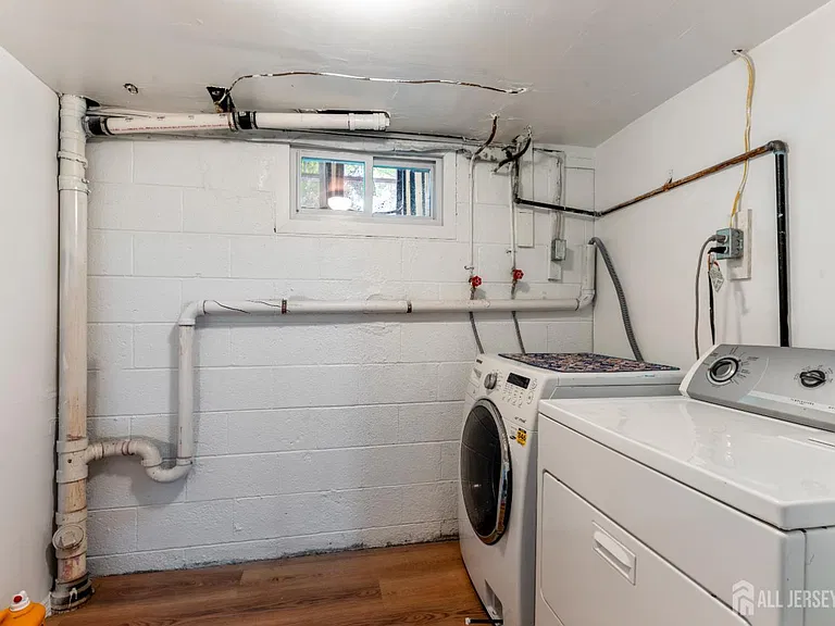 22 Foley Ave — Photo 28