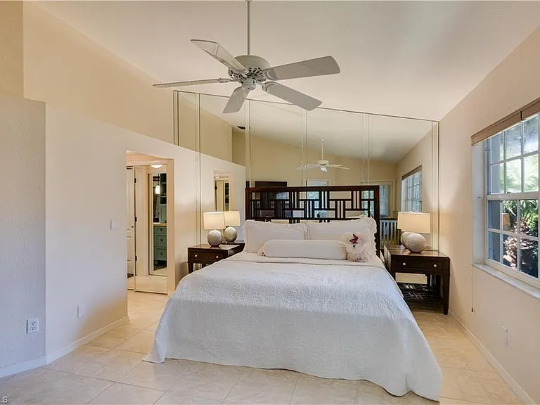 8420 Excalibur Cir #R12 — Photo 16