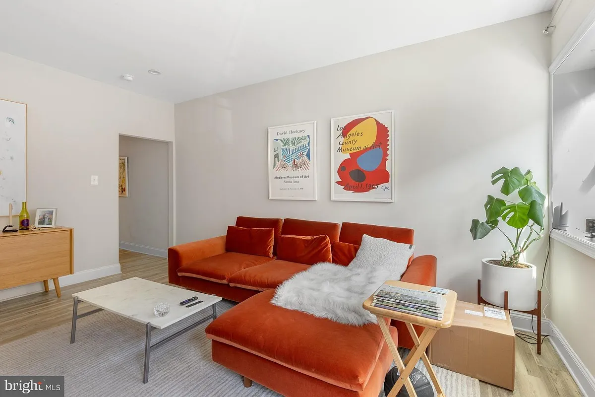 Building Photo - 752 S 9th St #1