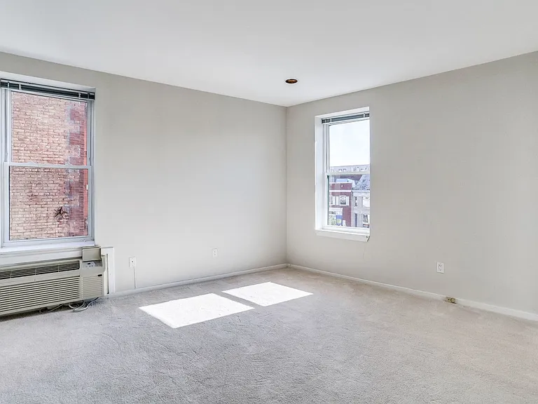 2300 18th St NW #310 — Photo 16