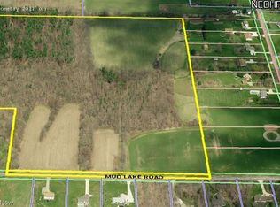 Mud Lake Rd, Seville, OH 44273