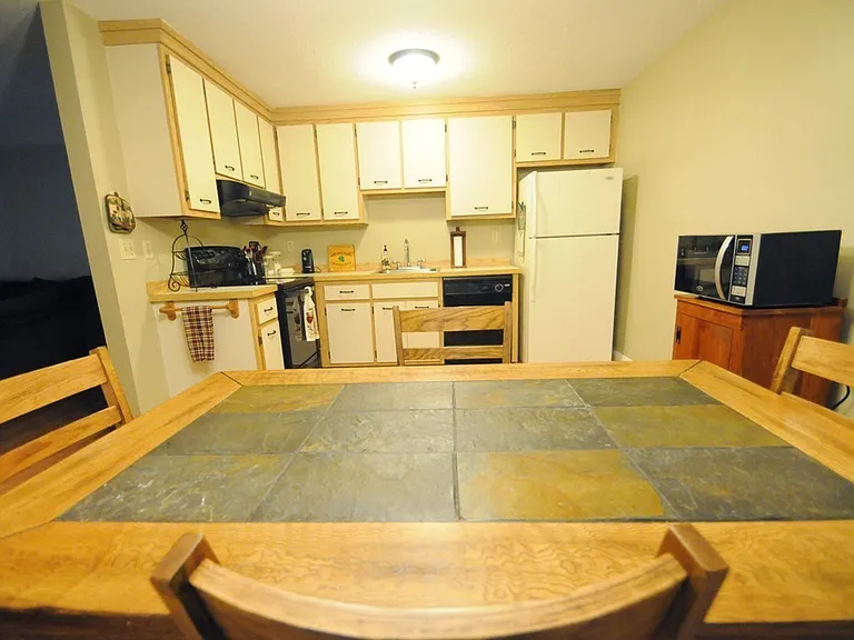 1810 Skyline Dr — Photo 22