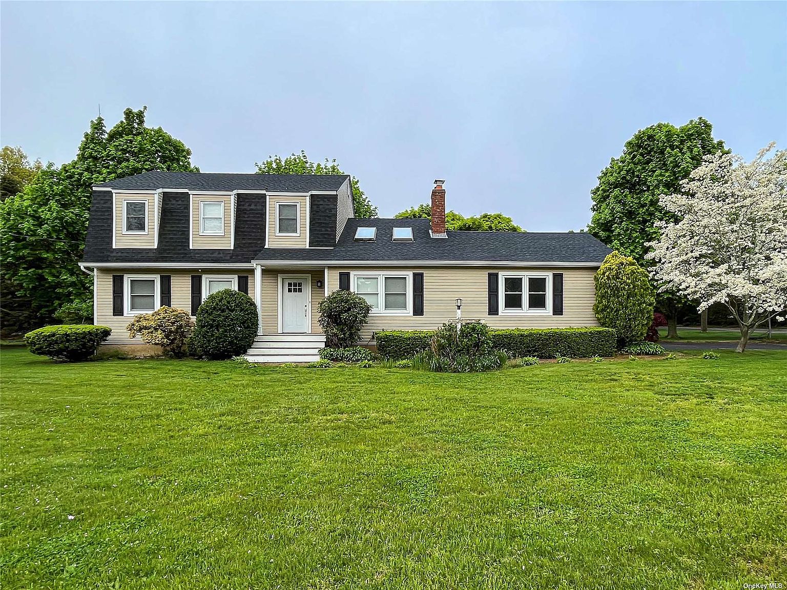 2095 Elijahs Lane, Mattituck, NY 11952 Zillow