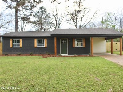 1304 1st Ave NE, Magee, MS, 39111