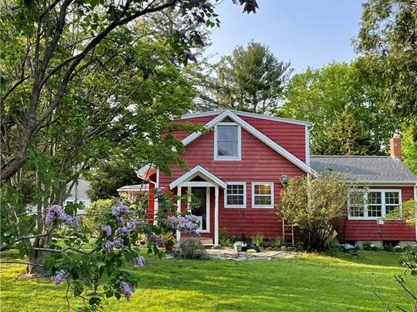 2 Ivy Road, Stonington, CT 06355