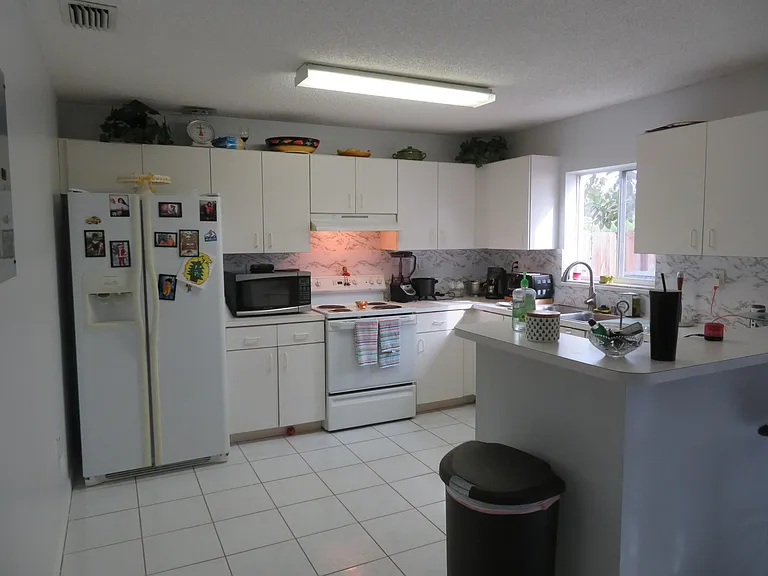 13404 SW 153rd Ter #2007 — Photo 6