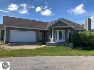 6842 N Bluff Ct CONDO 3, Onekama, MI 49675