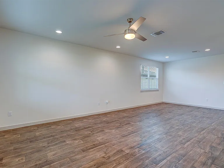 4613 Tully Dr — Photo 17
