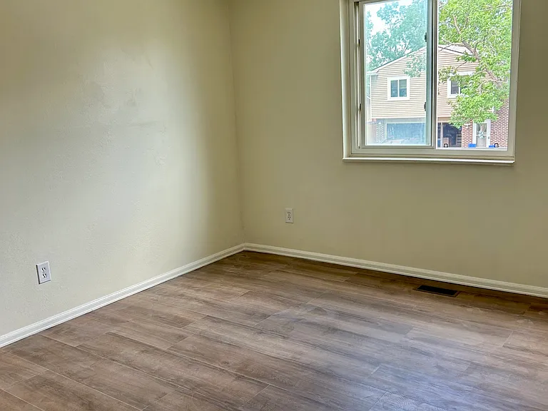11365 Marshall Ct — Photo 9