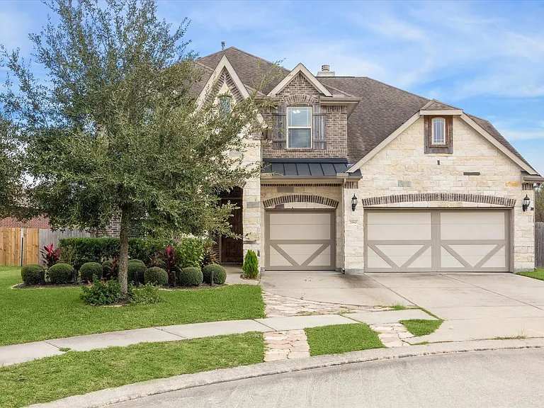 2960 Gibbons Hill Ln — Photo 1