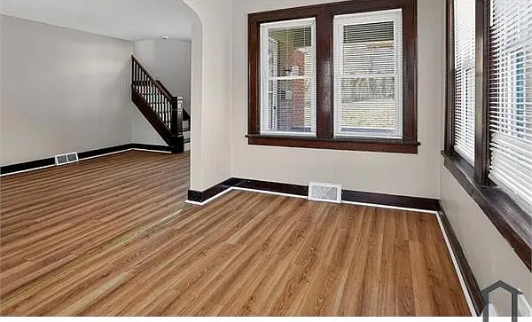 3 bed, 1500 sqft, $2,000 — Photo 3