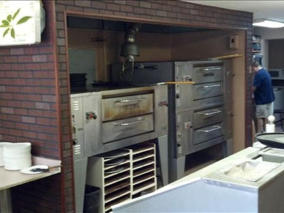 2nd image of 120 Kipp Ave