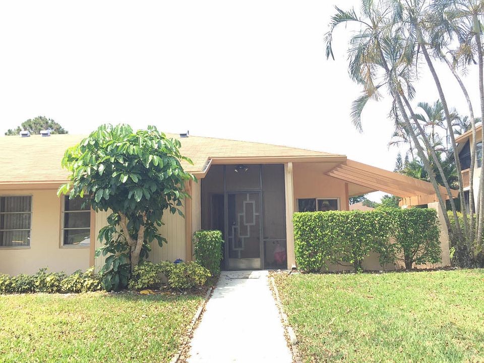 1st image of 5739 Spindle Palm Ct APT B