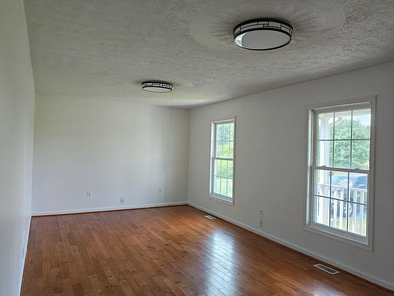 2913 Jennings Town Rd — Photo 12