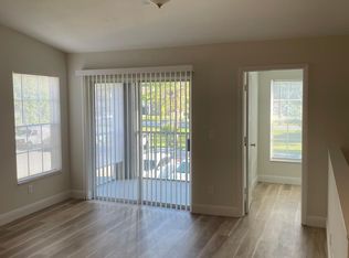 124 Santa Clara Dr APT 6, Naples, FL 34104