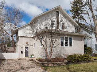2640 Lincolnwood Dr, Evanston, IL