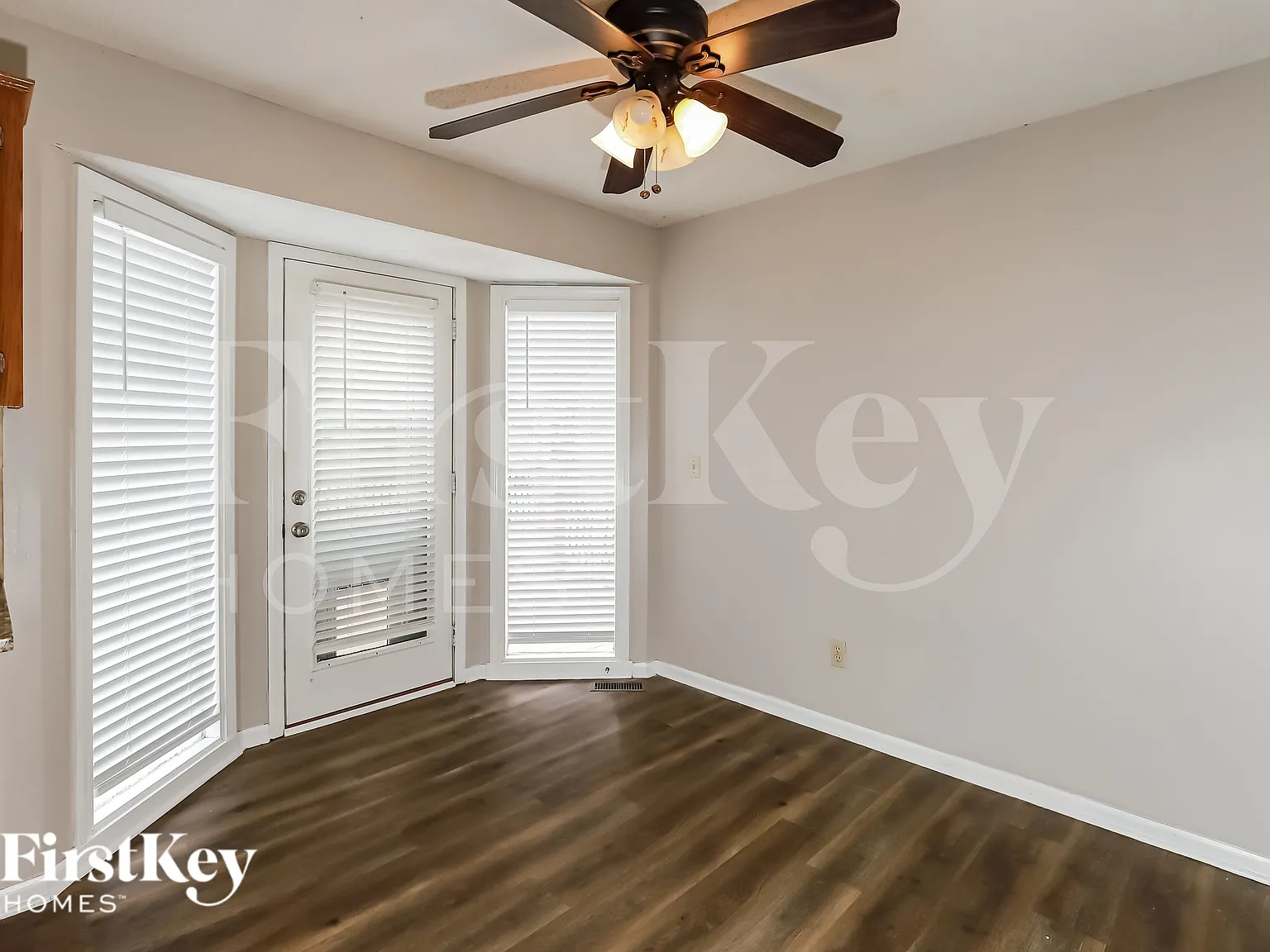 4 bed, 3.5 bath, 2273 sqft, $2,830 — Photo 4
