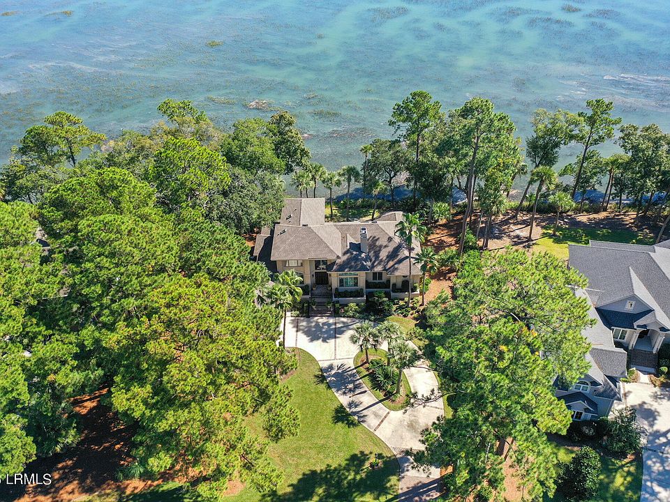 1st image of 77 Peninsula Drive